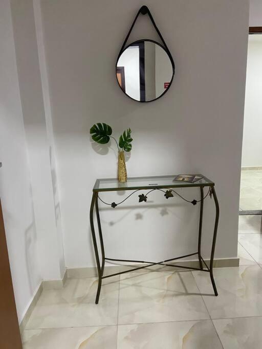 Flat Elegante E Bem Localizado Lägenhet Feira de Santana Exteriör bild